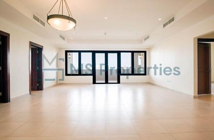 Apartment - 3 Bedrooms - 5 Bathrooms for rent in West Porto Drive - Porto Arabia - The Pearl Island - Doha Apartment - 3 Bedrooms - 5 Bathrooms for rent in West Porto Drive - Porto Arabia - The Pearl Island - Doha