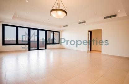 Apartment - 3 Bedrooms - 5 Bathrooms for rent in West Porto Drive - Porto Arabia - The Pearl Island - Doha
