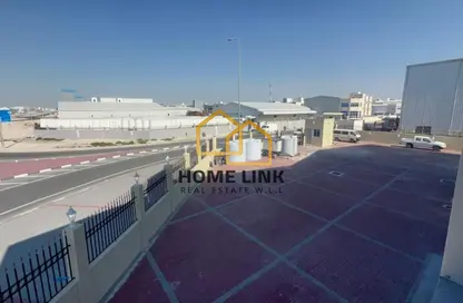 سكن عمال - استوديو - 4 حمامات للايجار في شارع الصناعية الشرقي - بركة العوامر - الوكرة