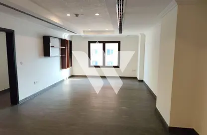 شقة - غرفة نوم - 2 حمامات للايجار في طريق بورتو الشرقي - بورتو أرابيا - جزيرة اللؤلؤة - الدوحة