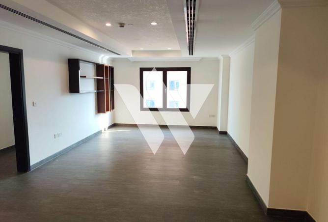 993608 - Property Main Image