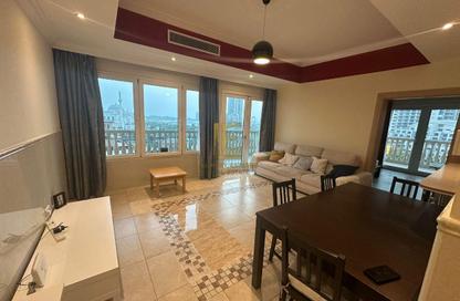 Apartment - 2 Bedrooms - 2 Bathrooms for rent in Porto Arabia - The Pearl Island - Doha