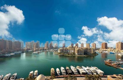Apartment - 2 Bedrooms - 3 Bathrooms for rent in Burj Eleganté - Porto Arabia - The Pearl Island - Doha