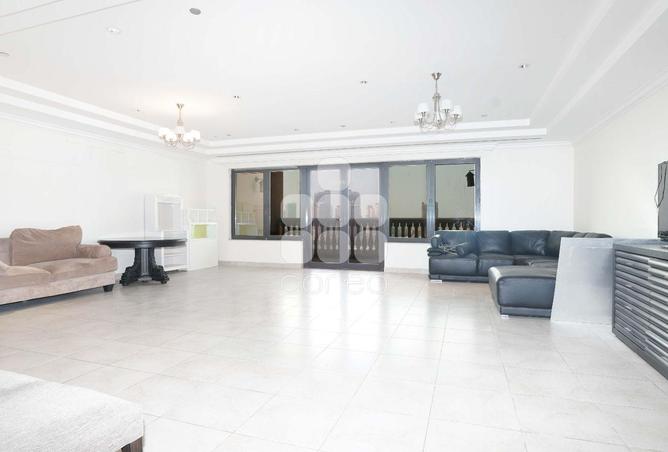 53813942 - Property Image 3