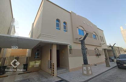 Compound - 4 Bedrooms - 4 Bathrooms for rent in New Salata - Salata - Doha