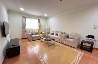Apartment - 3 Bedrooms - 3 Bathrooms for rent in Saraya Corniche Hotel - Corniche Road - Doha