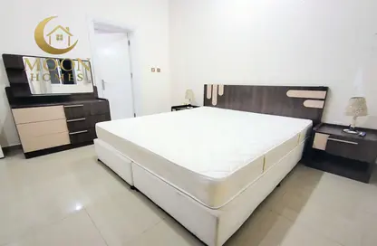 Apartment - 1 Bedroom - 2 Bathrooms for rent in Salaja Street - Doha Al Jadeed - Doha