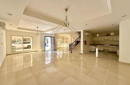 Compound - 3 Bedrooms - 4 Bathrooms for rent in Ammar Bin Yasser Street - Al Aziziyah - Doha