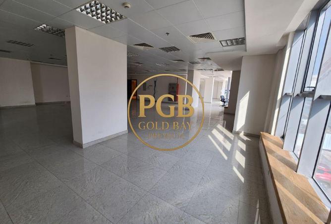 993297 - Property Image 2