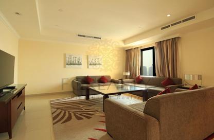 Hotel Apartments - 2 Bedrooms - 2 Bathrooms for rent in Tower 16 - Porto Arabia - The Pearl Island - Doha