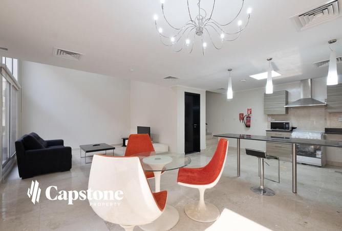 981581 - Property Image 3