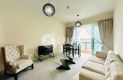 Apartment - 1 Bedroom - 2 Bathrooms for rent in Viva East - Viva Bahriyah - The Pearl Island - Doha