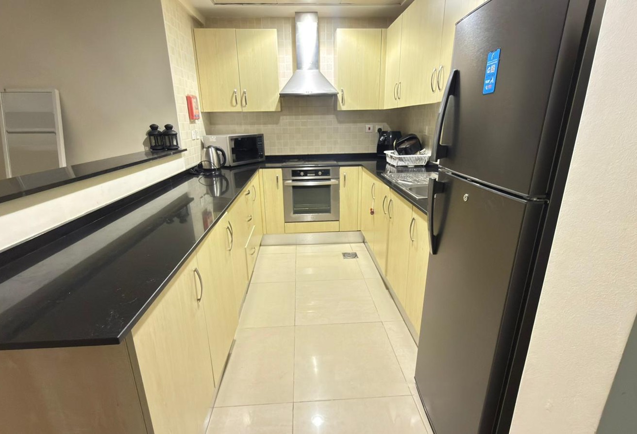 LUXURIOUS STUDIO APARTMENT IN PEARL thumbnail 14