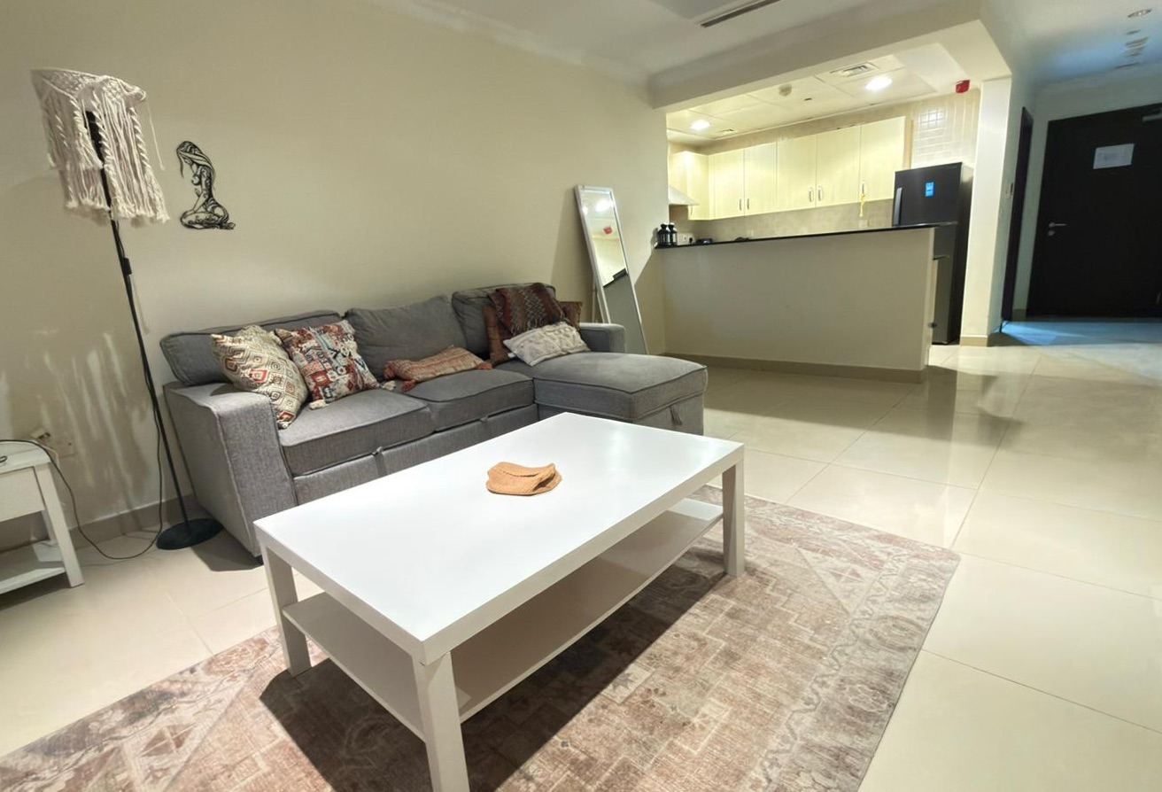 LUXURIOUS STUDIO APARTMENT IN PEARL thumbnail 6