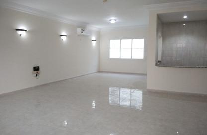 Villa - 4 Bedrooms - 4 Bathrooms for rent in Al Hanaa Street - Al Gharrafa - Doha