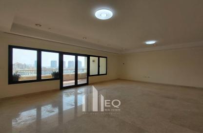 Apartment - 3 Bedrooms - 4 Bathrooms for rent in East Porto Drive - Porto Arabia - The Pearl Island - Doha