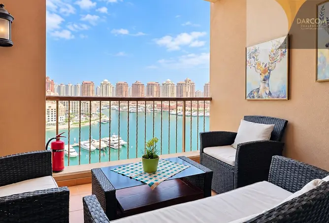 للايجار في طريق بورتو الشرقي: Luxury 1BR + maid | Included bills luxury ...