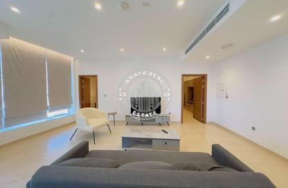 Apartment - 1 Bedroom - 2 Bathrooms for rent in Corniche Road - Corniche Road - Doha Apartment - 1 Bedroom - 2 Bathrooms for rent in Corniche Road - Corniche Road - Doha