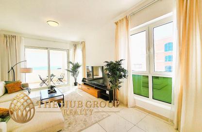 Apartment - 2 Bedrooms - 3 Bathrooms for rent in Tower 29 - Viva Bahriyah - The Pearl Island - Doha