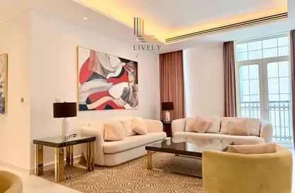 شقة - 2 غرف نوم - 4 حمامات للايجار في حدائق فلورستا - حدائق فلورستا - جزيرة اللؤلؤة - الدوحة