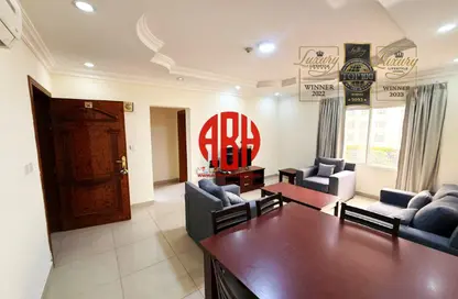 Apartment - 2 Bedrooms - 2 Bathrooms for rent in Al Zubair Bakkar Street - Al Sadd - Doha