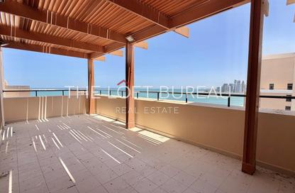 Penthouse - 5 Bedrooms - 7 Bathrooms for rent in Legtaifiya Lagoon - West Bay - Doha