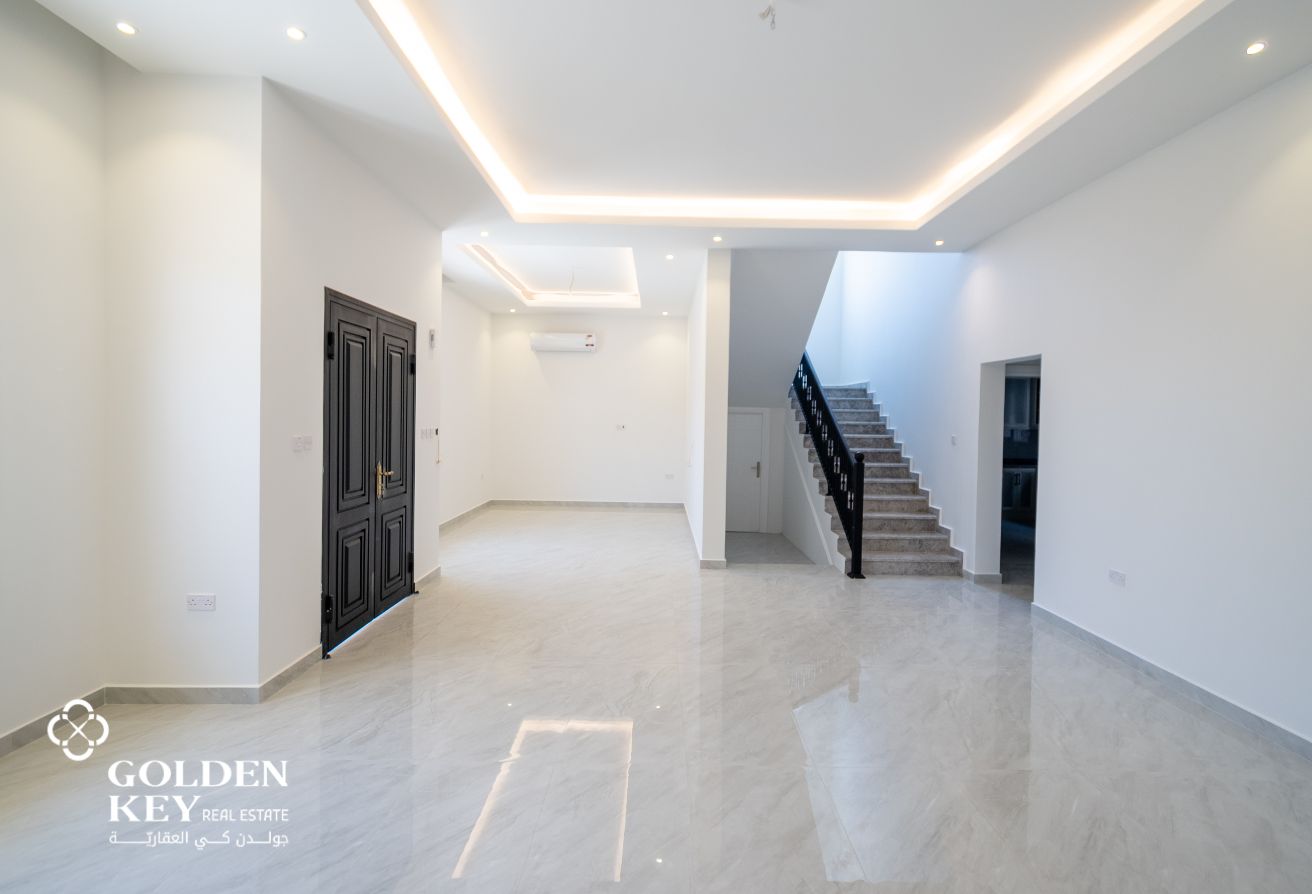 Brand New Villa 7BR+Maid for Rent in Old Airport