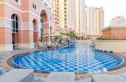 Apartment - 1 Bedroom - 2 Bathrooms for rent in Tower 20 - Porto Arabia - The Pearl Island - Doha
