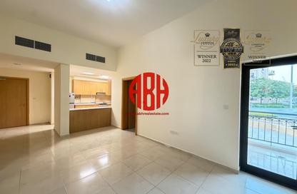 Apartment - 2 Bedrooms - 3 Bathrooms for rent in Catania - La Piazza - Fox Hills - Lusail