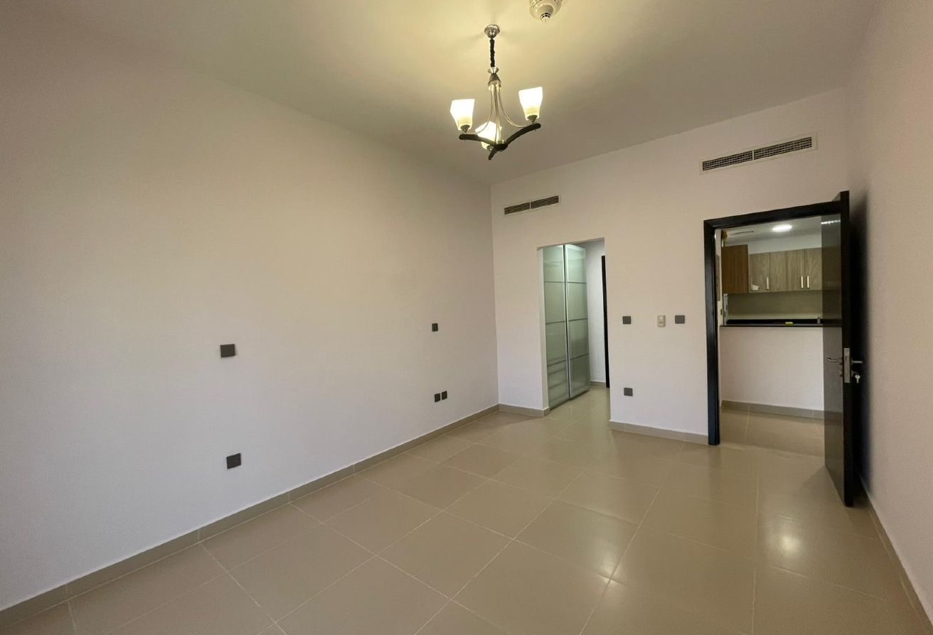 LAVISH SF 1BED ROOM APARTMENT IN FOXHILS LUSAIL thumbnail 6