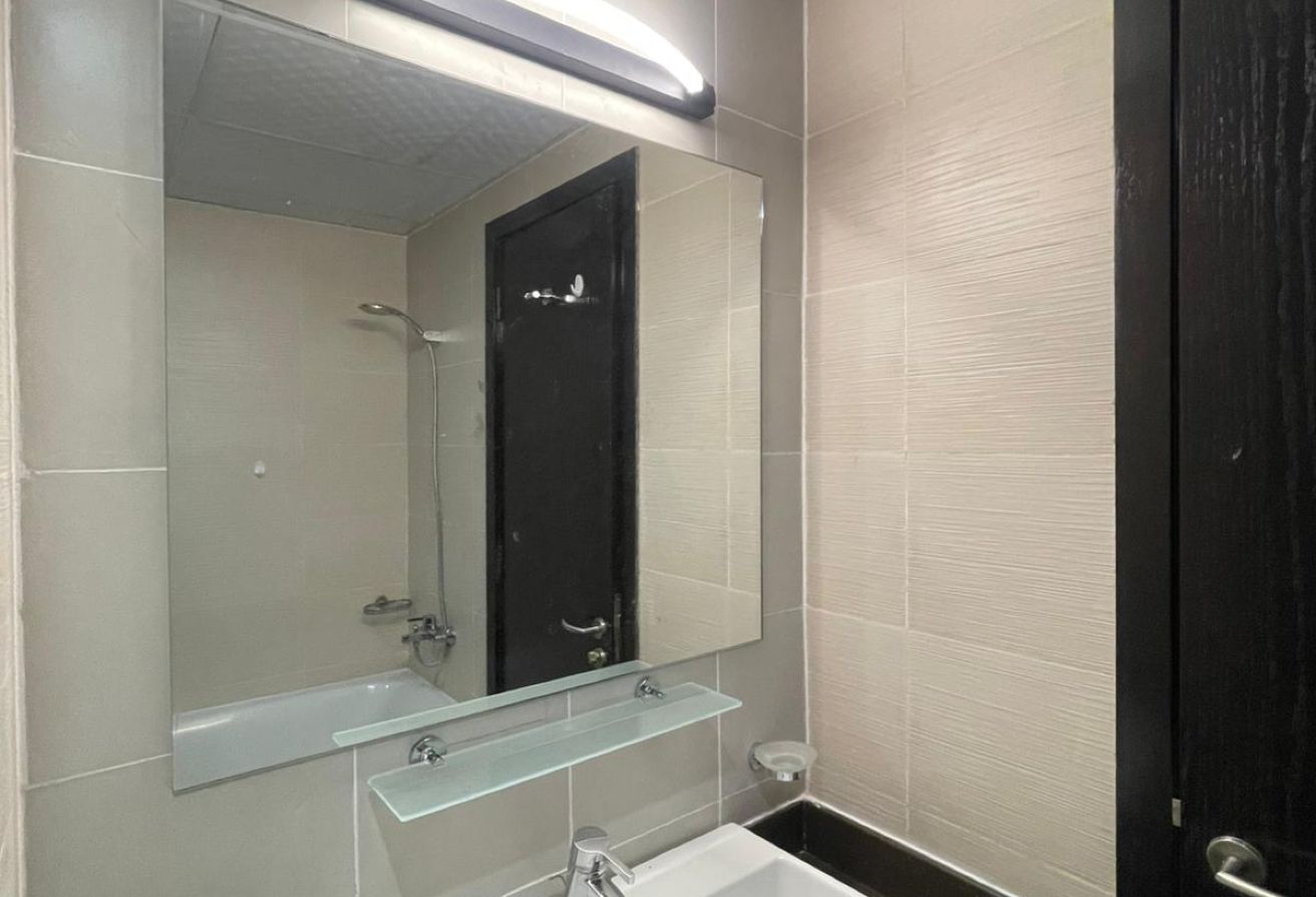 LAVISH SF 1BED ROOM APARTMENT IN FOXHILS LUSAIL thumbnail 13