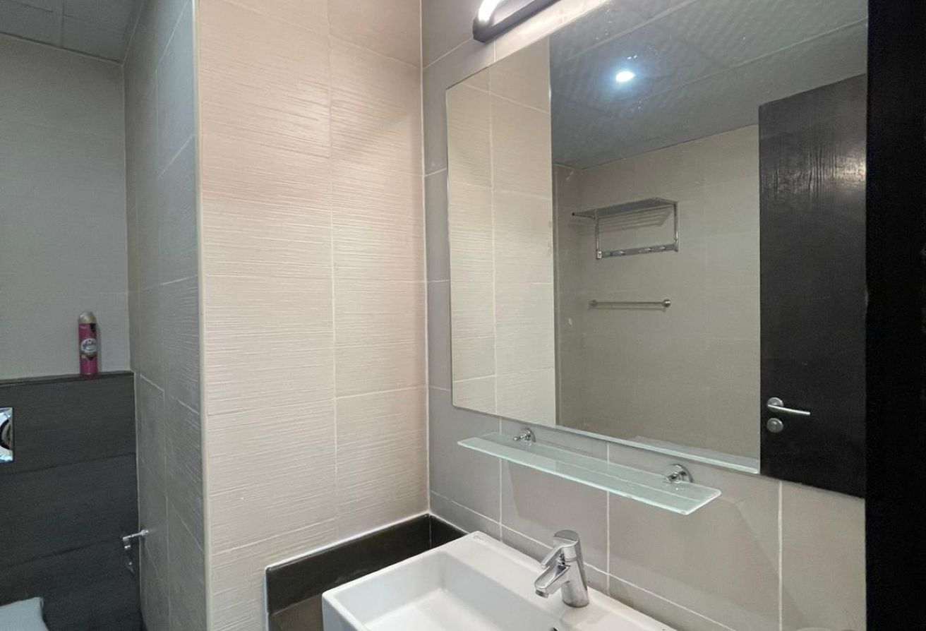 LAVISH SF 1BED ROOM APARTMENT IN FOXHILS LUSAIL thumbnail 12