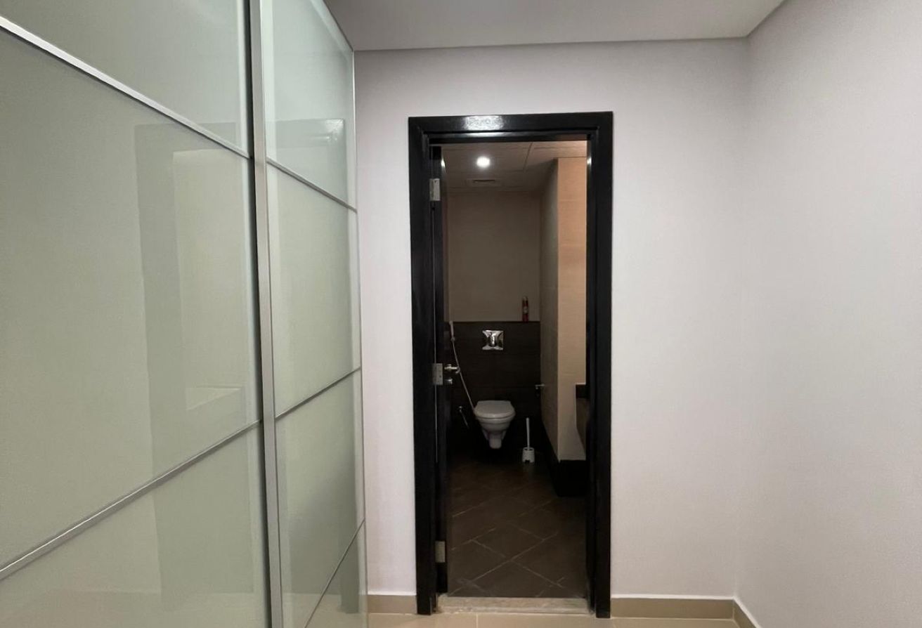 LAVISH SF 1BED ROOM APARTMENT IN FOXHILS LUSAIL thumbnail 10