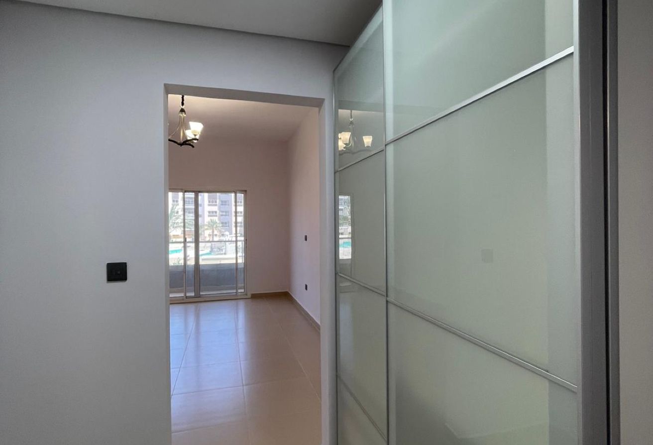 LAVISH SF 1BED ROOM APARTMENT IN FOXHILS LUSAIL thumbnail 11