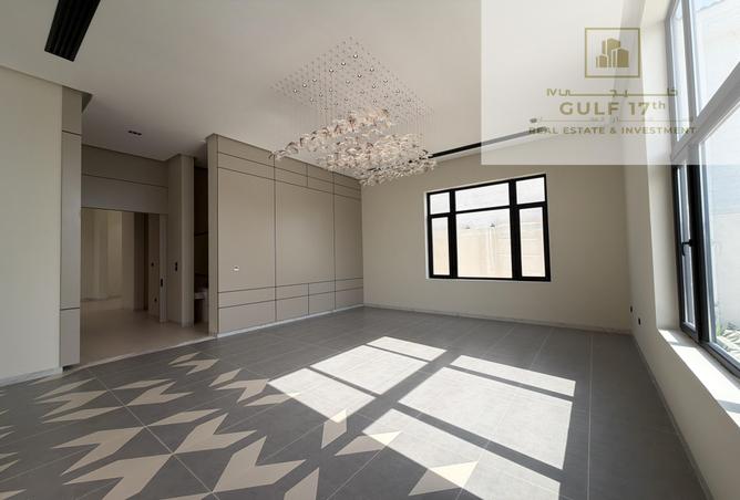 54590837 - صورة العقار 3