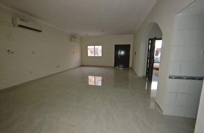 مجمع سكني - 4 غرف نوم - 4 حمامات للايجار في شارع الوعب - الوعب - الدوحة مجمع سكني - 4 غرف نوم - 4 حمامات للايجار في شارع الوعب - الوعب - الدوحة