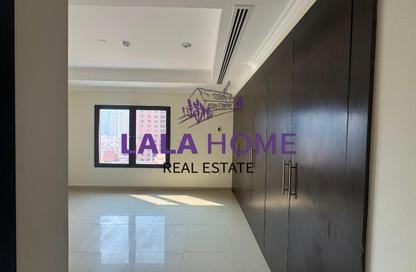 Apartment - 3 Bedrooms - 4 Bathrooms for rent in East Porto Drive - Porto Arabia - The Pearl Island - Doha