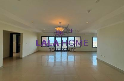 Apartment - 3 Bedrooms - 4 Bathrooms for rent in East Porto Drive - Porto Arabia - The Pearl Island - Doha Apartment - 3 Bedrooms - 4 Bathrooms for rent in East Porto Drive - Porto Arabia - The Pearl Island - Doha