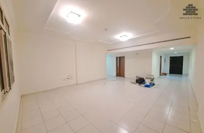 Apartment - 3 Bedrooms - 3 Bathrooms for rent in Al Sadd Road - Al Sadd - Doha