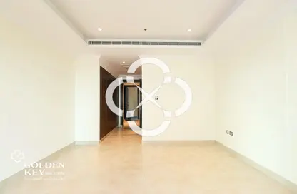Apartment - 2 Bedrooms - 3 Bathrooms for rent in West Porto Drive - Porto Arabia - The Pearl Island - Doha