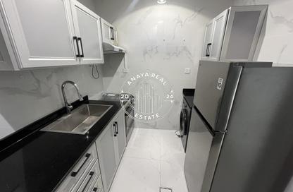 Apartment - 2 Bedrooms - 2 Bathrooms for rent in Umm Ghwailina Comm - Umm Ghuwalina - Umm Ghuwailina - Doha