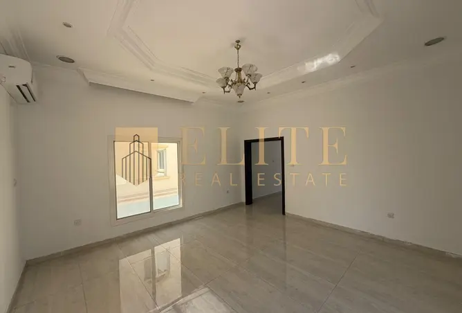 63080215 - Property Image 2