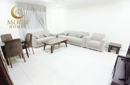 Apartment - 1 Bedroom - 2 Bathrooms for rent in Umm Ghwailina Comm - Umm Ghuwalina - Umm Ghuwailina - Doha