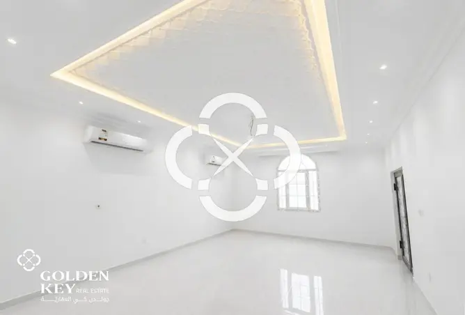 62521666 - Property Image 2
