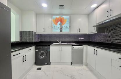 Apartment - 2 Bedrooms - 3 Bathrooms for rent in East Porto Drive - Porto Arabia - The Pearl Island - Doha Apartment - 2 Bedrooms - 3 Bathrooms for rent in East Porto Drive - Porto Arabia - The Pearl Island - Doha