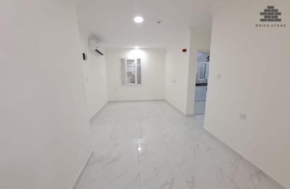 Apartment - 2 Bedrooms - 2 Bathrooms for rent in Old Airport Road - Old Airport Road - Doha