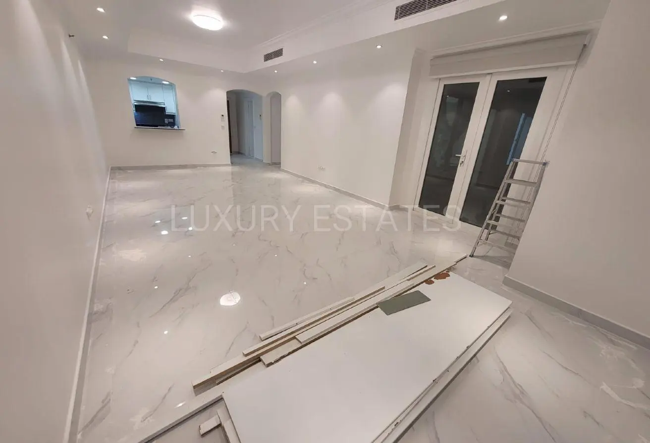 63862054 - Property Main Image