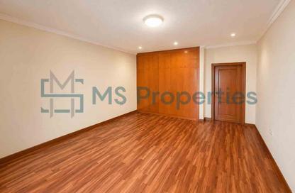 Apartment - 2 Bedrooms - 2 Bathrooms for rent in Asim Bin Omar Street - Al Mansoura - Doha Apartment - 2 Bedrooms - 2 Bathrooms for rent in Asim Bin Omar Street - Al Mansoura - Doha