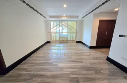 Apartment - 1 Bedroom - 2 Bathrooms for rent in Viva West - Viva Bahriyah - The Pearl Island - Doha