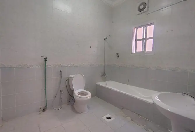 58043162 - Property Image 2